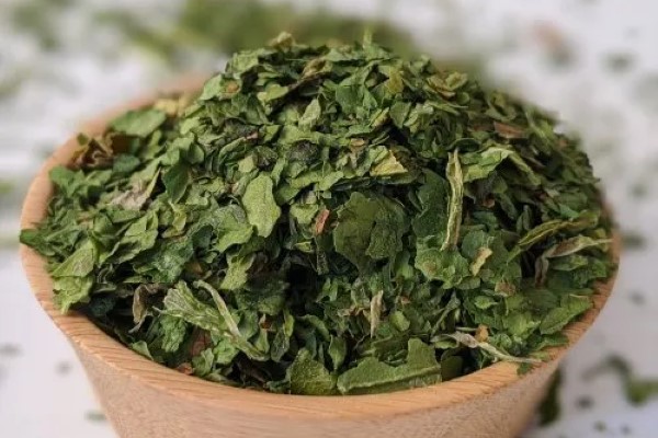 تصویر 2 از خرید سبزی اسفناج خشک شده + قیمت فروش استثنایی